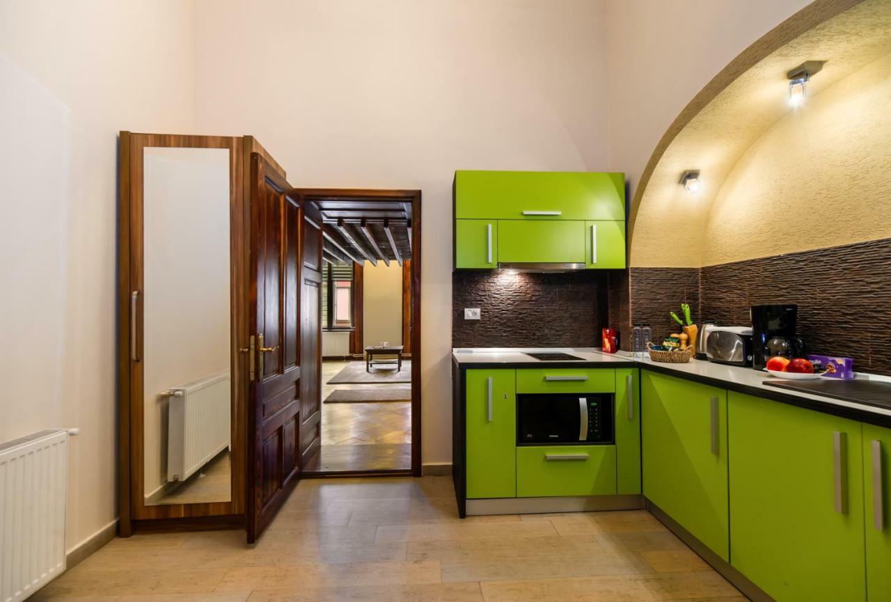 Select City Center Apartments บราชอฟ ภายนอก รูปภาพ