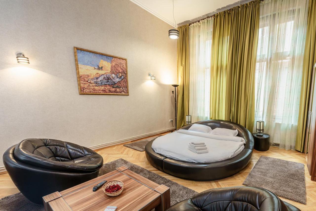 Select City Center Apartments บราชอฟ ภายนอก รูปภาพ