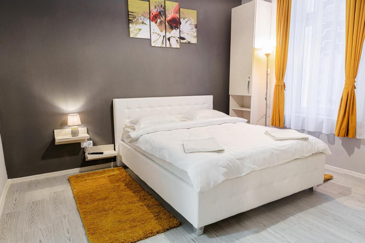 Select City Center Apartments บราชอฟ ภายนอก รูปภาพ